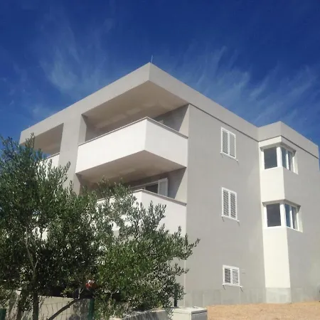 Olive Place 2 Apartment Tisno