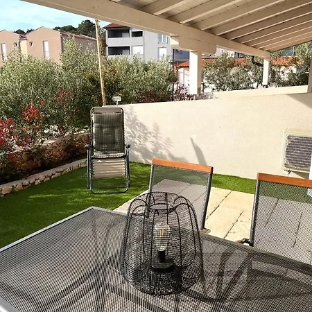 Apartment Olive Place 2 *